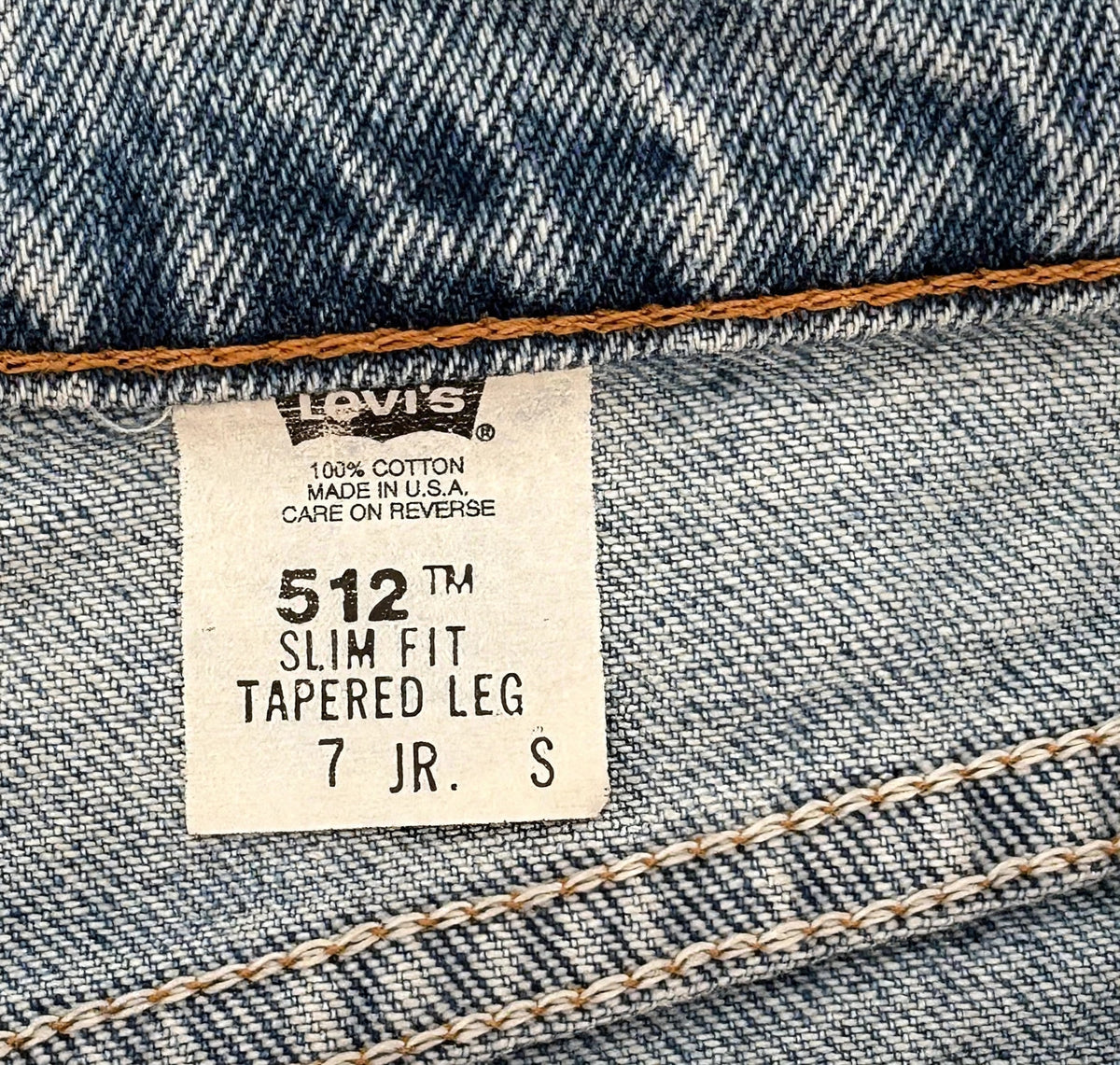Vintage Levi's 512 Slim Tapered Jeans — Light Wash — Size 25